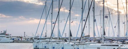 Marina Agios Kosmas w Atenach - baza Navigare Yachting