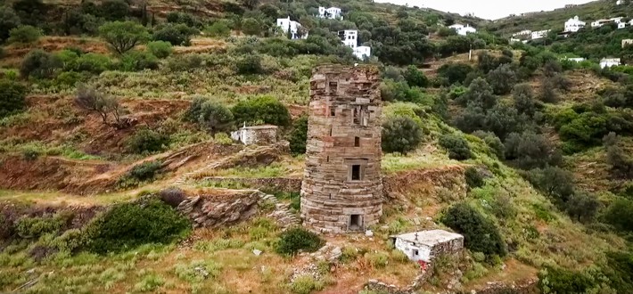 wieża w Saint Petros na wyspie Andros
