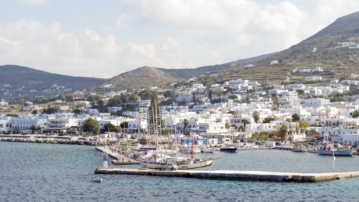 Port w Naoussa na Paros