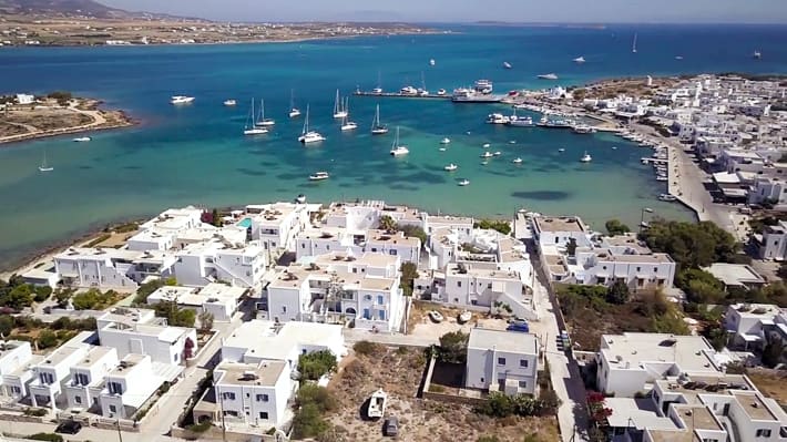 Antiparos port widok z góry