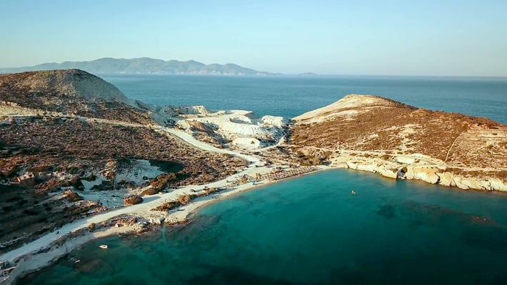 Zatoka Prasonisi na wyspie Kimolos