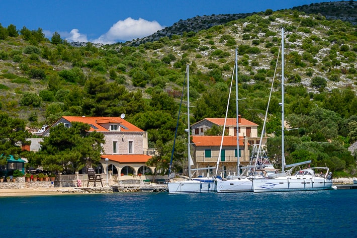 widok na restaurację Porto Roso