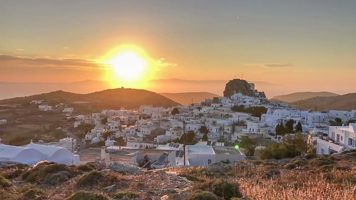 zachód słońca w Chorze na Amorgos