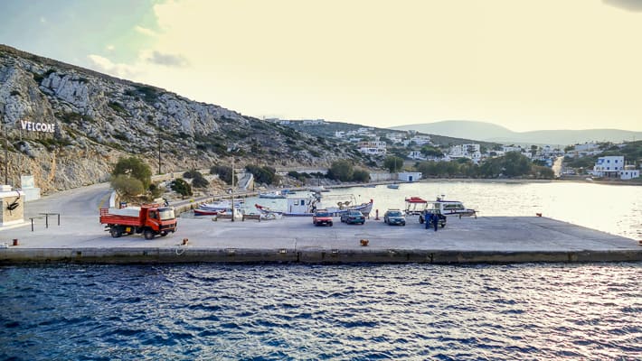 Port Aghios Griogrio na wyspie Iraklia