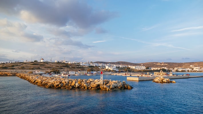widok na główki portu na wyspie Koufonisia