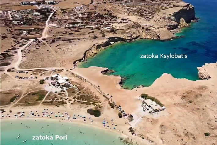 Zatoki Ksylobatis i Pori na wyspie Koufonisia z góry