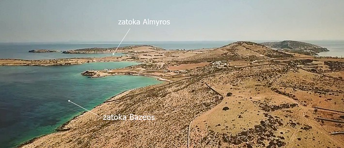Zatoki Bazeos i Almyros na wyspie Schinoussa