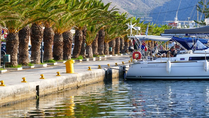 Port w Argostoli na wyspie Kefalonia