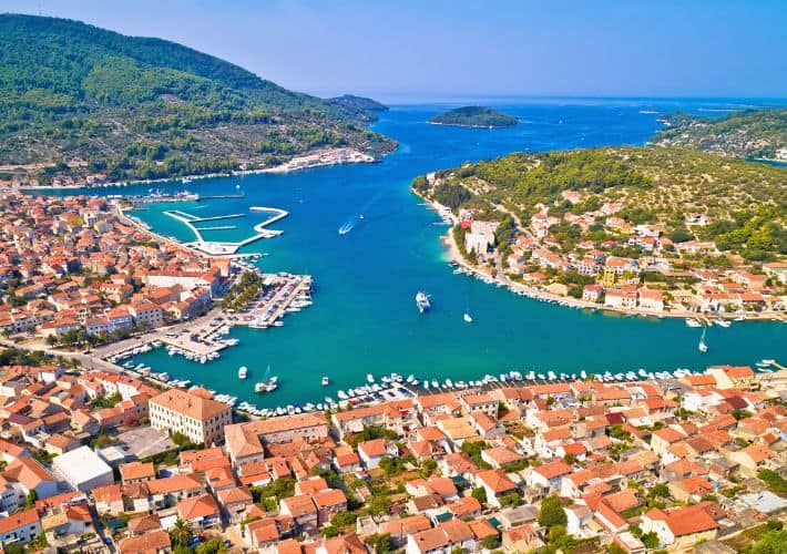 vela Luka marina Korcula