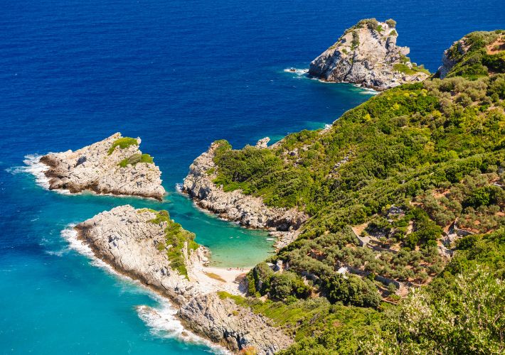 wybrzeże wyspy Skopelos