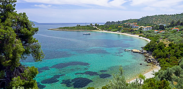 Zatoka i plaża Glifa na Alonnisos