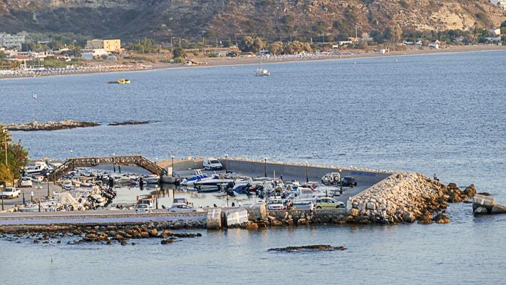 port i kotwicowisko Faliraki