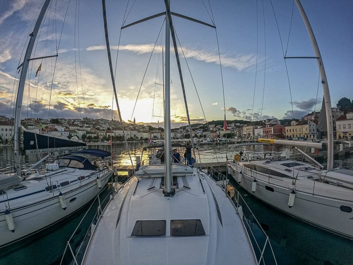 mali Losinj port jacht cumowanie