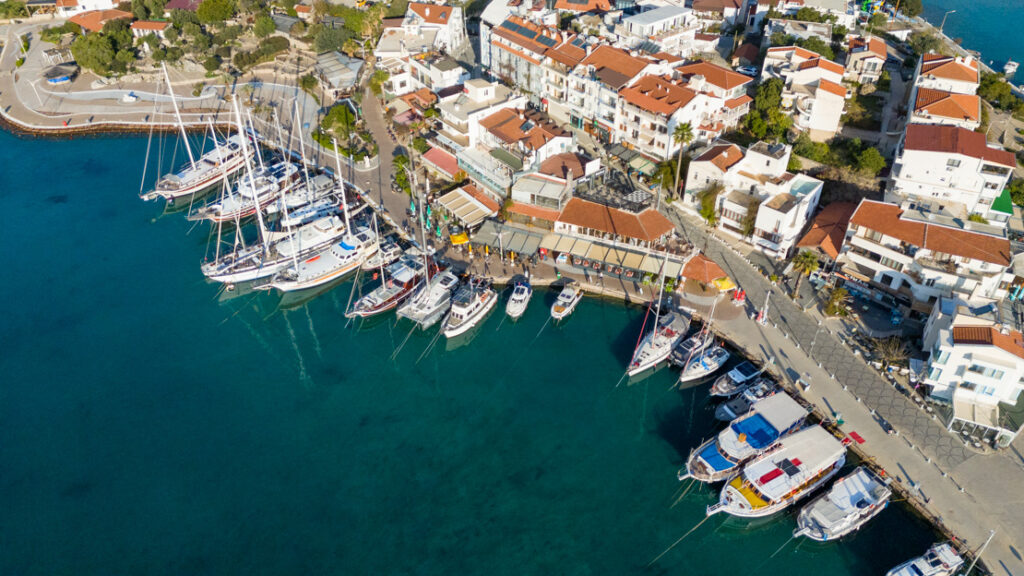 Datca port z góry