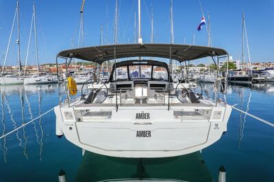 Dufour 470 Amber - zdjęcie