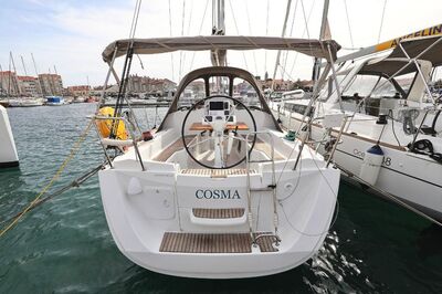 Sun Odyssey 33i Cosma - zdjęcie