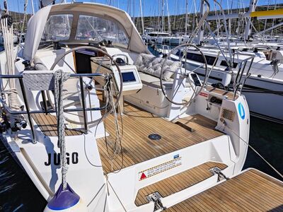 Bavaria CRUISER 37 Jugo - zdjęcie
