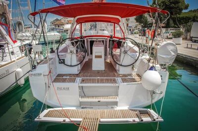 Oceanis 35 Dalmar - zdjęcie