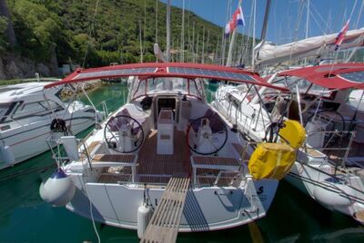 Oceanis 38.1 Luce - zdjęcie