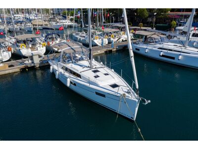 Oceanis 41.1 Sail Polaris - zdjęcie