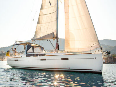 Oceanis 45 DAEDALUS - zdjęcie