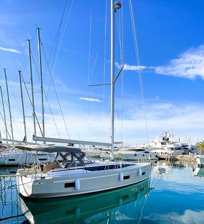 Bavaria C42 Christos - zdjęcie