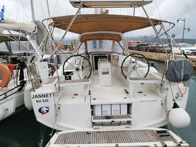 Oceanis 38.1 JANNET New Sails 2025 - zdjęcie