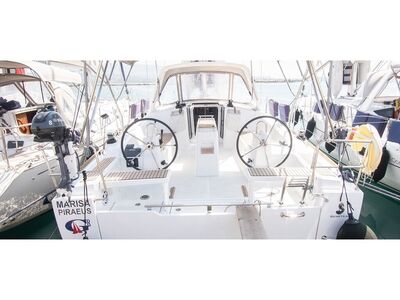 Oceanis 38.1 MARISA "Sails 2025" - zdjęcie