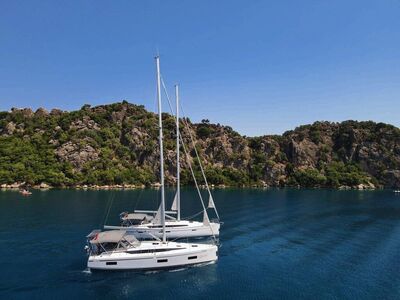 Bavaria C42 Sorores - zdjęcie