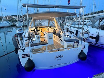 Oceanis 38.1 Jana - zdjęcie