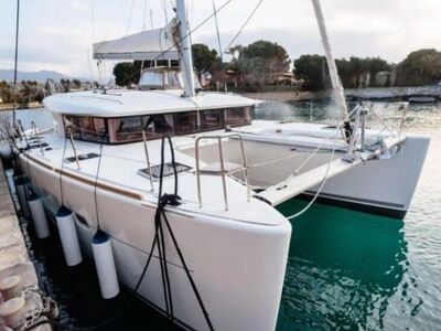 Lagoon 400 ASTRO - zdjęcie