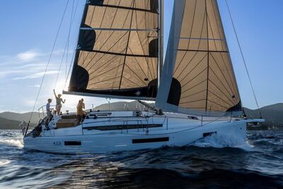 Sun Odyssey 415 Nuria - zdjęcie