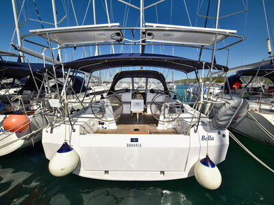Bavaria C42 Bella - zdjęcie