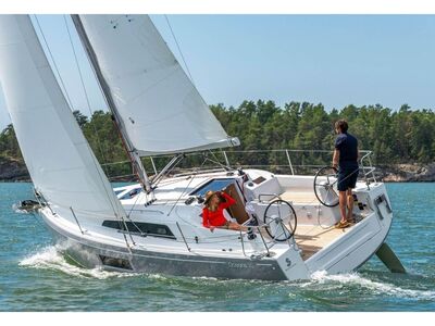 Oceanis 30.1 Carina - zdjęcie
