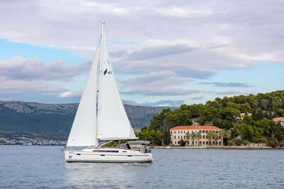 Bavaria CRUISER 41 Nina - zdjęcie