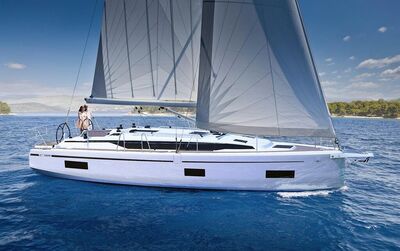 Bavaria C38 Velika Luka - zdjęcie