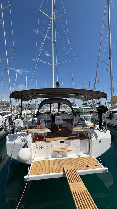 Bavaria C42 Onyx - zdjęcie