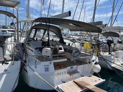 Bavaria C42 Onyx - zdjęcie