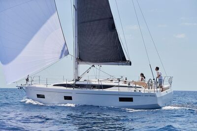 Bavaria C38 Mister Jones - zdjęcie