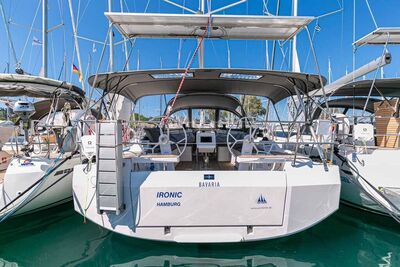 Bavaria C42 Ironic - zdjęcie