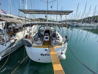 Bavaria CRUISER 34 Hydra - zdjęcie