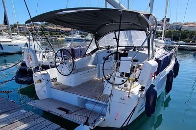 Sun Odyssey 380 Bella Mia - zdjęcie