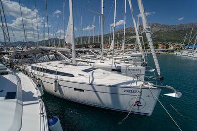 Bavaria CRUISER 46 Nauti Girl - zdjęcie