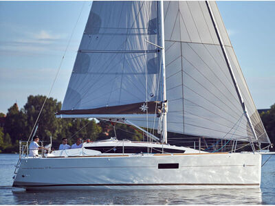 Sun Odyssey 319 Hija del Viento - zdjęcie