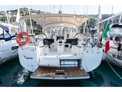 Sun Odyssey 440 Vittoria - zdjęcie
