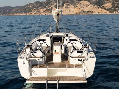 Oceanis 34.1 Pluto - zdjęcie