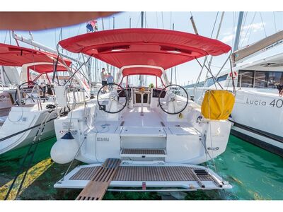 Oceanis 38 RUSALKA - zdjęcie