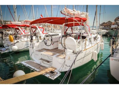 Oceanis 35 MALA LUNA - zdjęcie