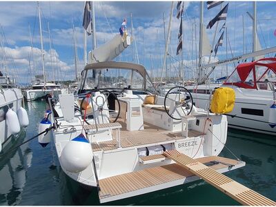 Oceanis 37.1 BREEZE - zdjęcie