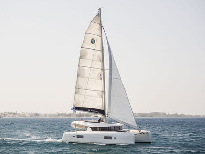 Lagoon 42 Blade - zdjęcie